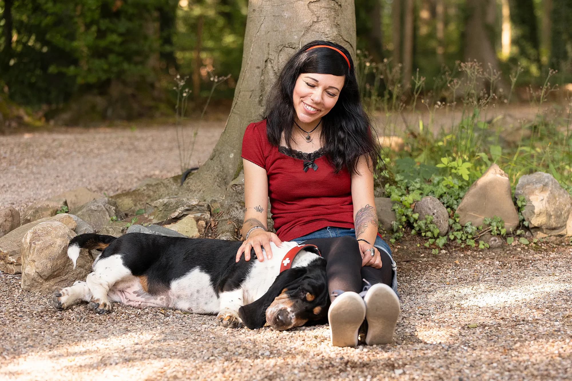 Michaela Blümchen’s work explores the emotional connection between animals and the people who love them.